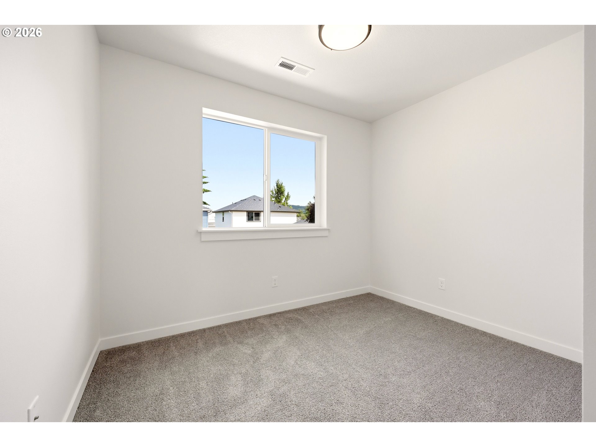 6336 Southeast 84th Place Portland, OR 97266 - Photo 26 of 35