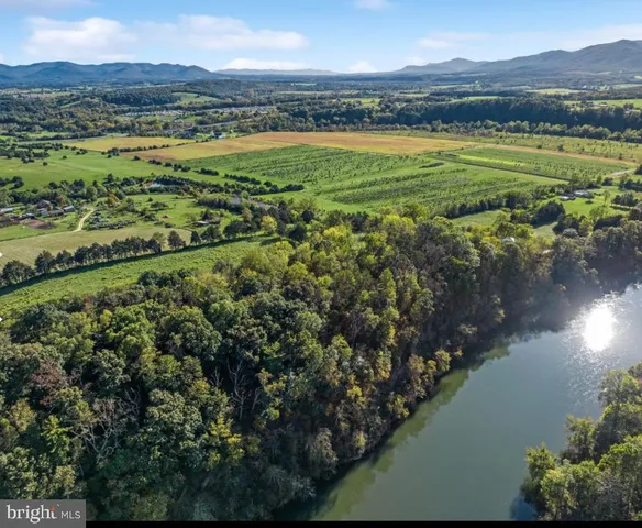 $429,000 | 8 Kauffmans Mill Road, Luray, VA 22835