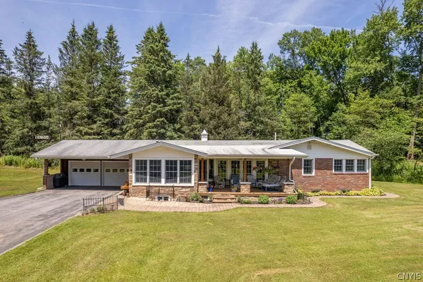 $499,900 | 700 County Rte 11, West Monroe, NY 13167