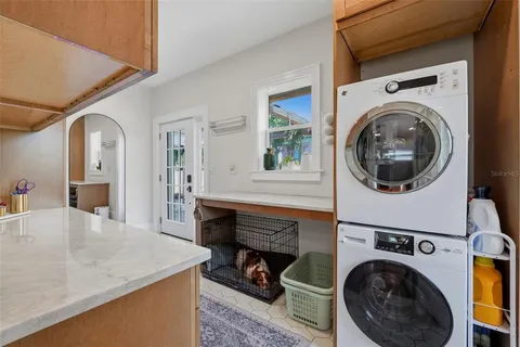 $985,000 | 871 17th Avenue North, St. Petersburg, FL 33704