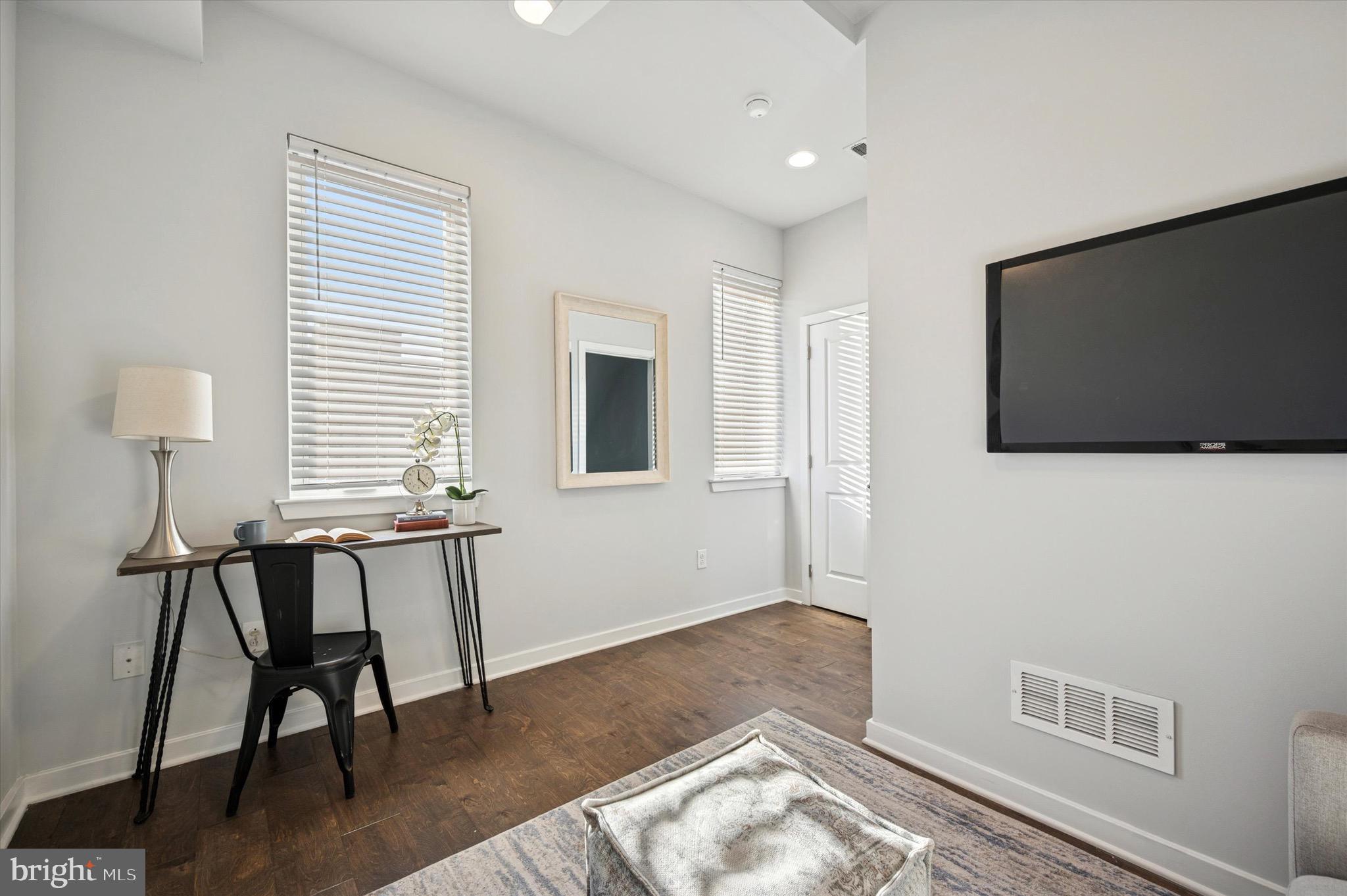 443 Shurs Lane, Unit 17 Philadelphia, PA 19128 - Photo 20 of 24