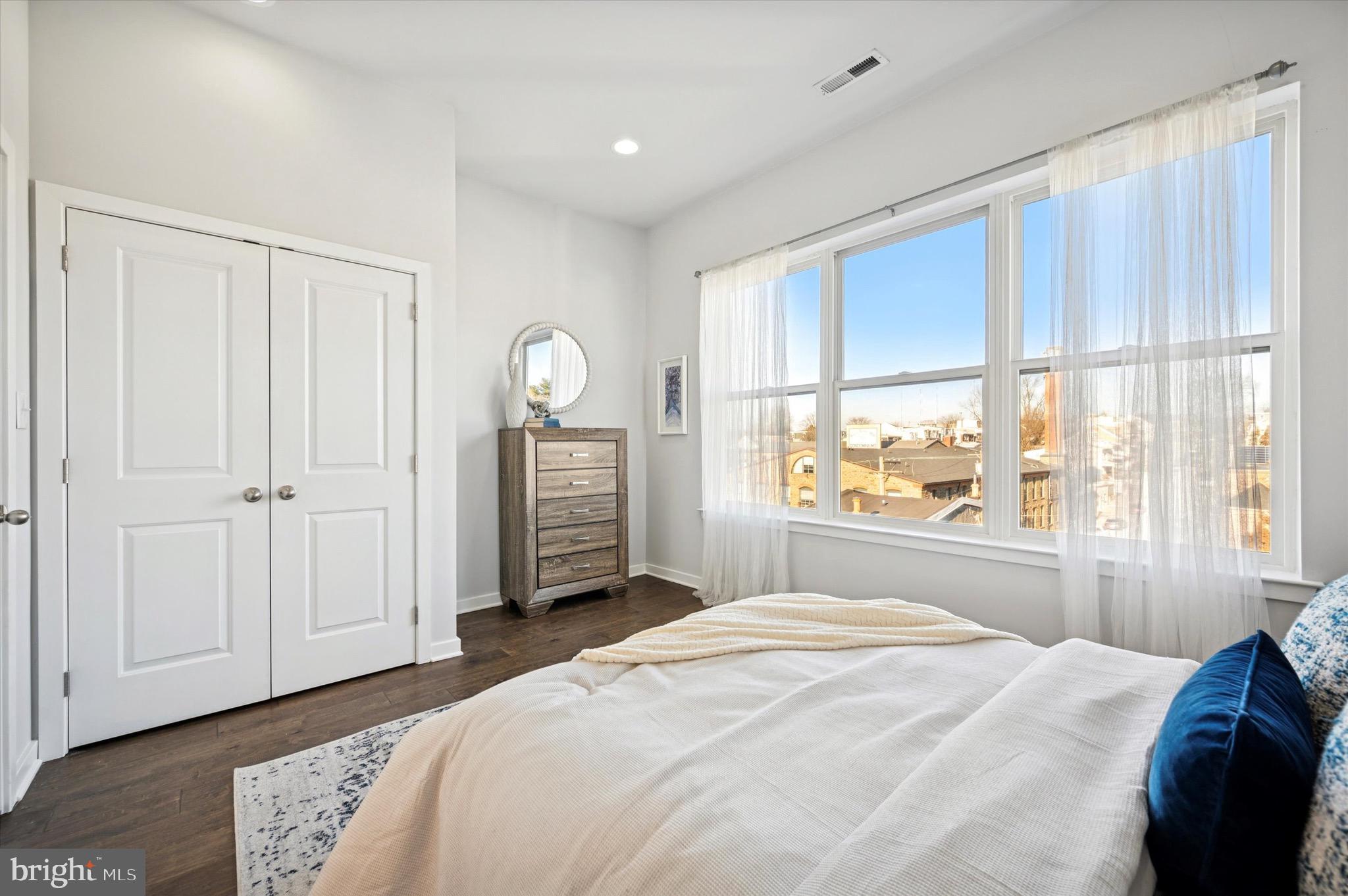 443 Shurs Lane, Unit 17 Philadelphia, PA 19128 - Photo 23 of 24