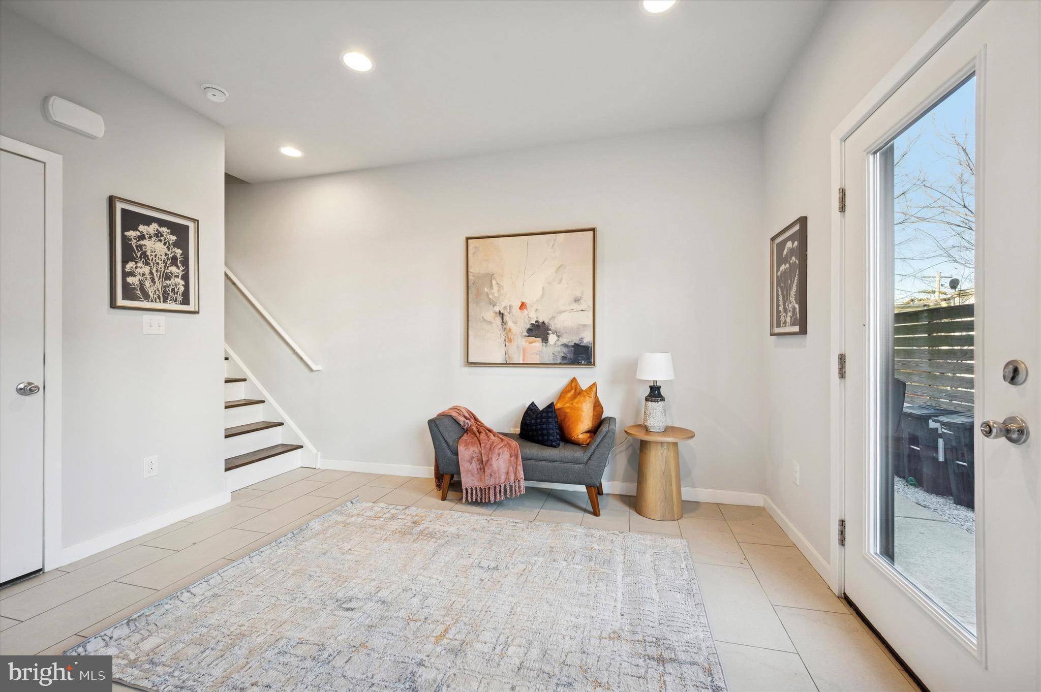 443 Shurs Lane, Unit 17 Philadelphia, PA 19128 - Photo 4 of 24