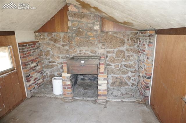 6 North Chelton Road Colorado Springs, CO 80909 - Photo 26 of 30 Interior of BBQ cottage
