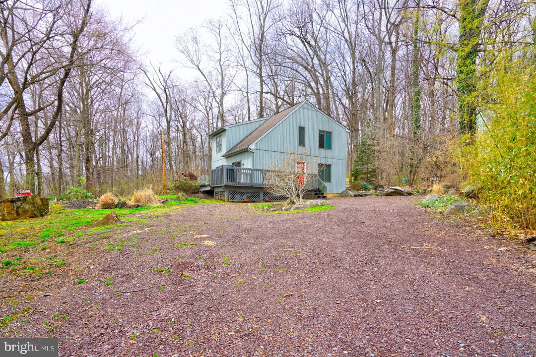 2379 Schaffer Road Pottstown, PA 19464 - Photo 4 of 25 Gallery Image 4