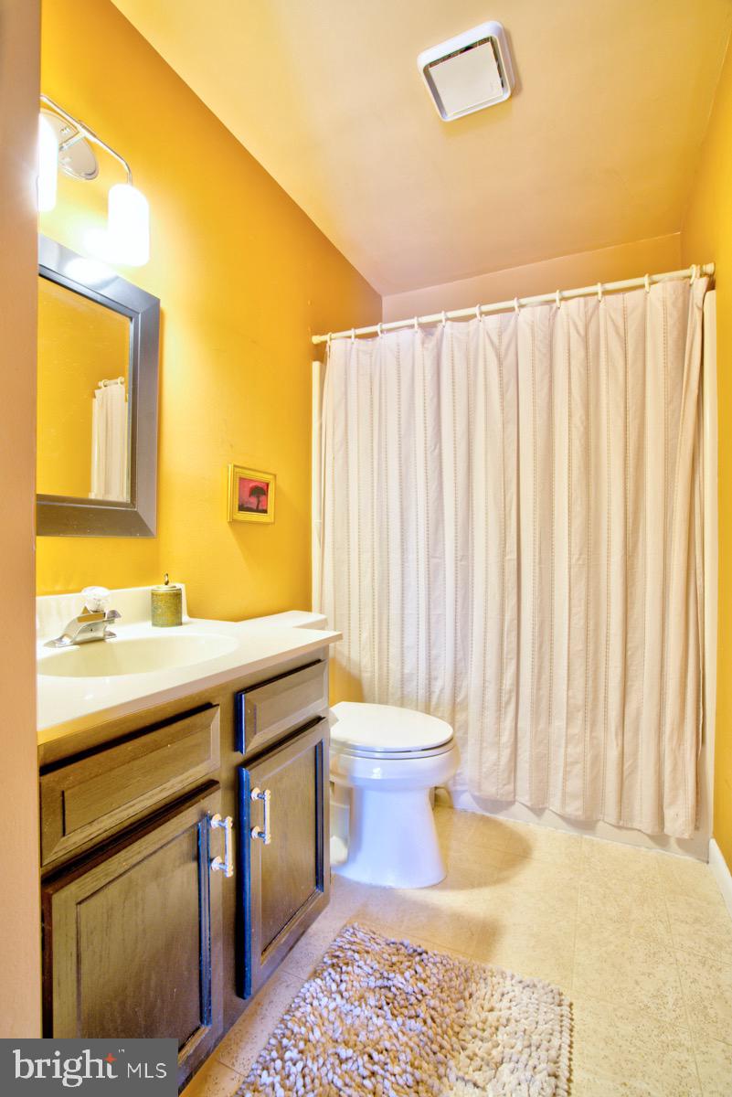 2379 Schaffer Road Pottstown, PA 19464 - Photo 10 of 25 Gallery Image 10