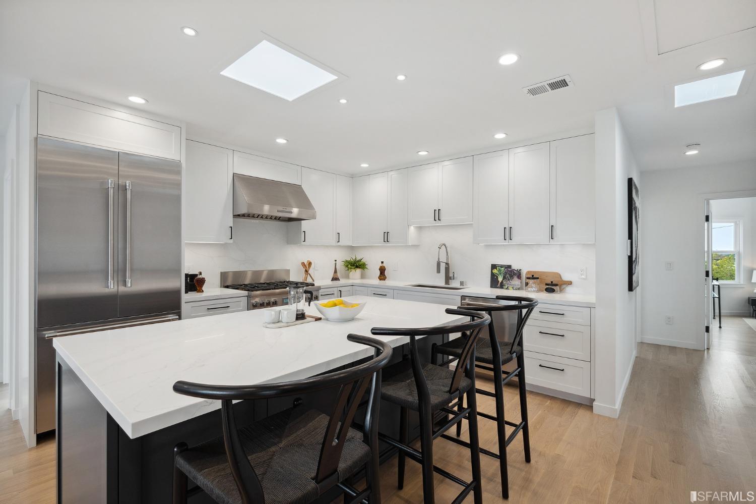 65 Westgate Drive San Francisco, CA 94127 - Photo 12 of 51 a kitchen with a table and chairs in it