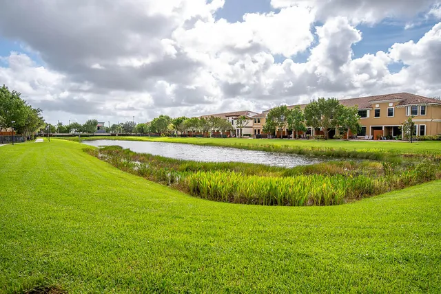$3,700 | 10283 Wellington Parc Drive, Wellington, FL 33449