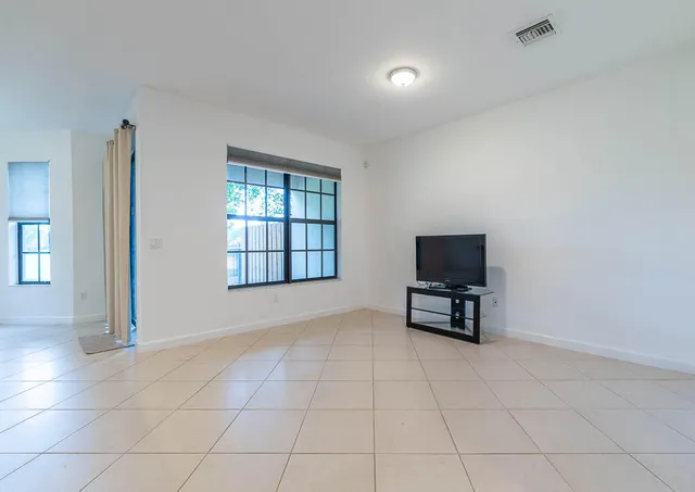 $3,700 | 10283 Wellington Parc Drive, Wellington, FL 33449