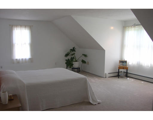 14 Field Pond Road Milford, MA 01757 - Photo 14 of 16 Gallery Image 14