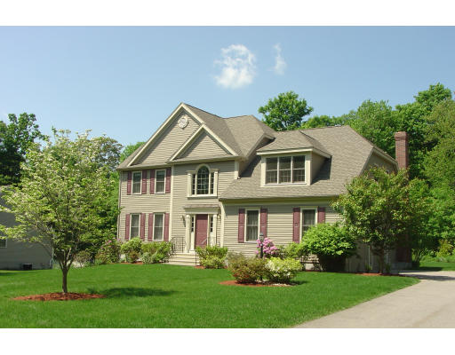 14 Field Pond Road Milford, MA 01757 - Photo 3 of 16 Gallery Image 3