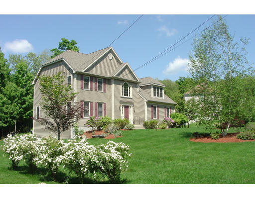 14 Field Pond Road Milford, MA 01757 - Photo 7 of 16 Gallery Image 7