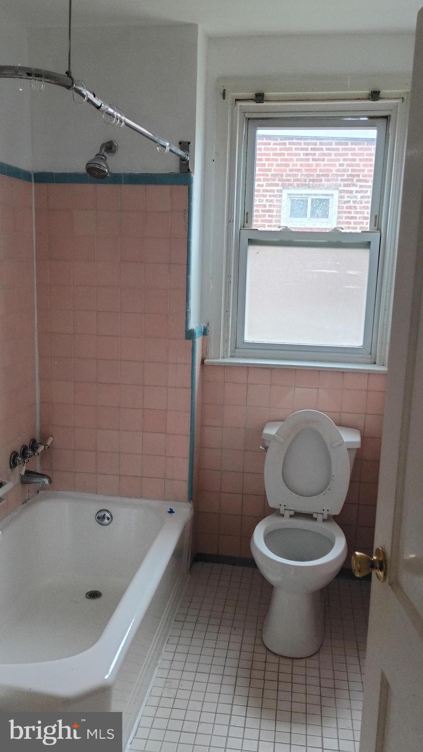 1629 Murdoch Road, Unit B2 Philadelphia, PA 19150 - Photo 4 of 9