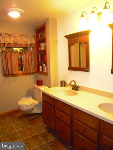 1900 Springhill Lane Hampstead, MD 21074 - Photo 20 of 30 Bath