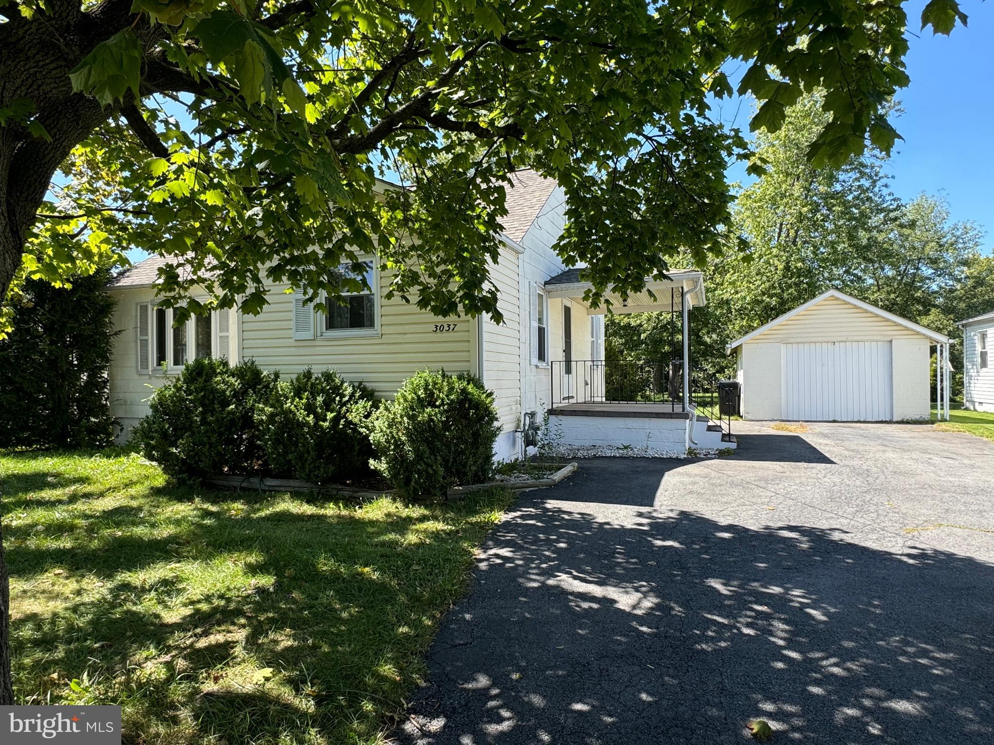 3037 Papermill Road Winchester, VA 22601 - Photo 2 of 6 Gallery Image 2