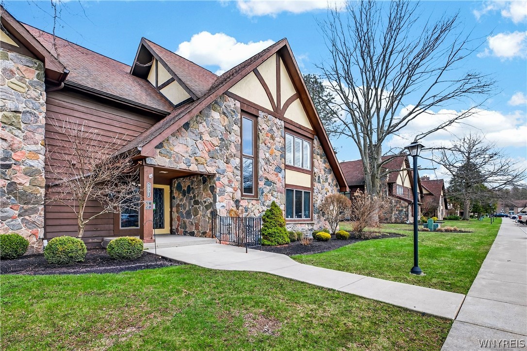 5291 Chestnut Ridge Road, Unit G Orchard Park, NY 14127 - Photo 2 of 26