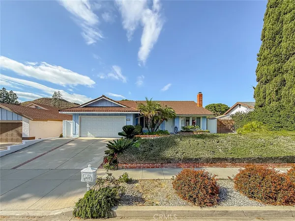 $919,000 | 1401 Calle De Oro, Thousand Oaks, CA 91360