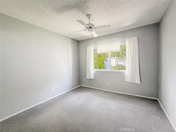 $919,000 | 1401 Calle De Oro, Thousand Oaks, CA 91360