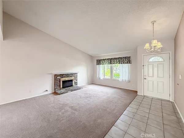 $919,000 | 1401 Calle De Oro, Thousand Oaks, CA 91360