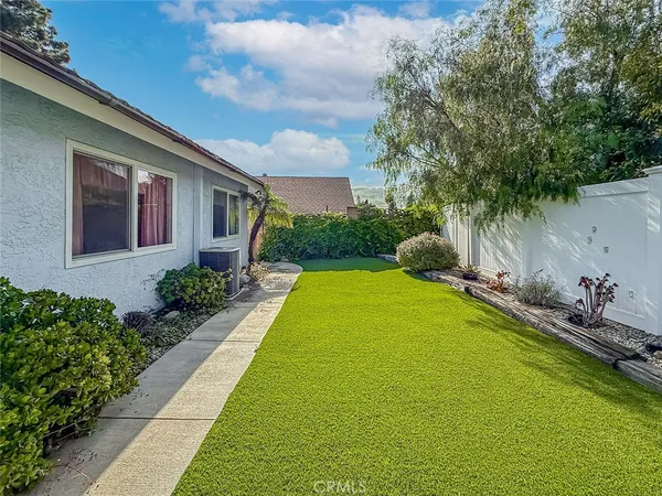 $919,000 | 1401 Calle De Oro, Thousand Oaks, CA 91360