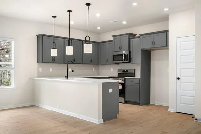 $284,950 | 130 Red Oak Lane, Calhoun, GA 30701