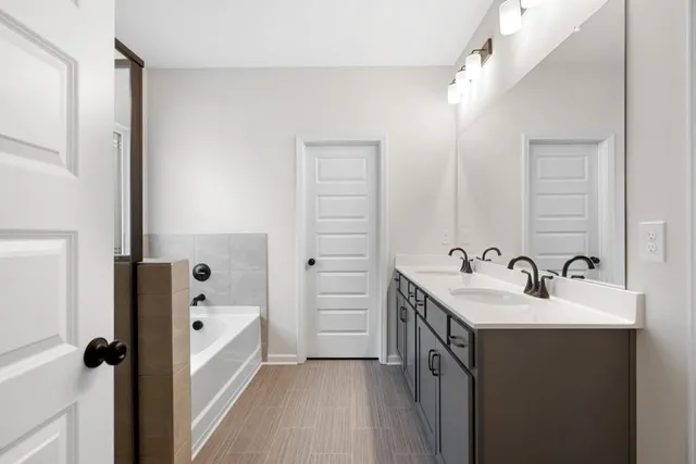 $284,950 | 130 Red Oak Lane, Calhoun, GA 30701