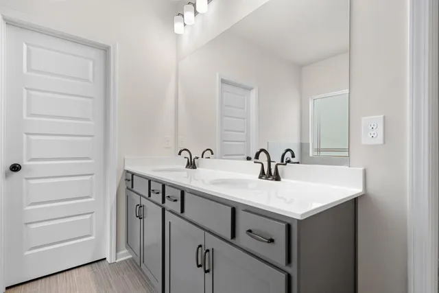 $284,950 | 130 Red Oak Lane, Calhoun, GA 30701