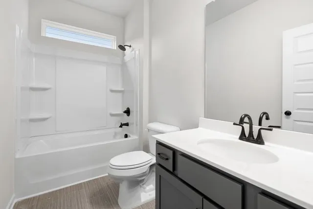 $284,950 | 130 Red Oak Lane, Calhoun, GA 30701