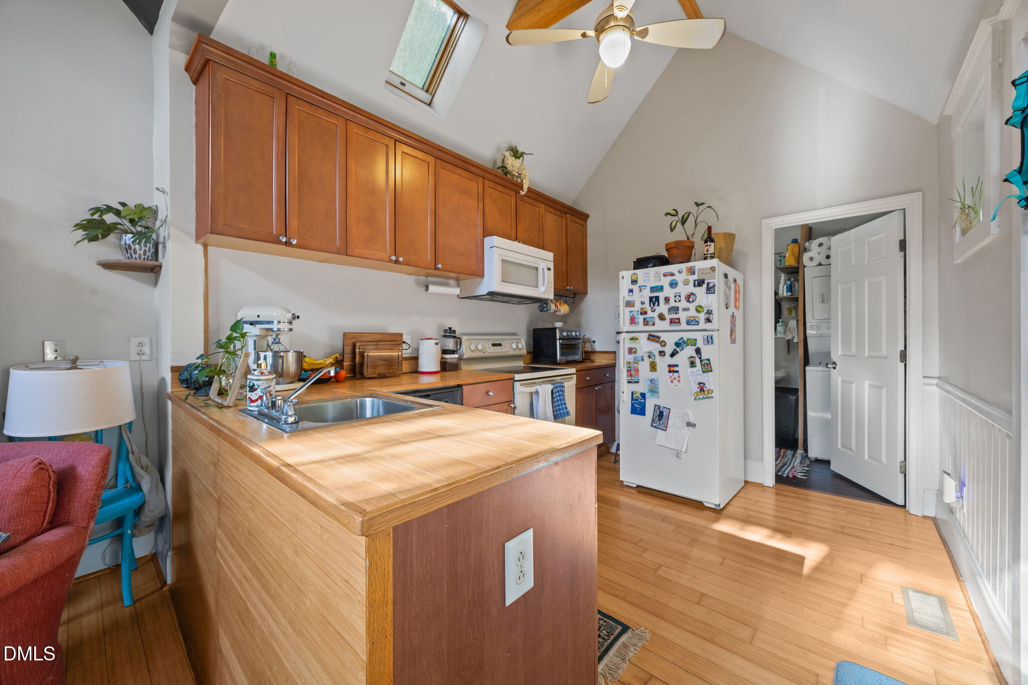 311 Seawell Avenue Raleigh, NC 27601 - Photo 7 of 16