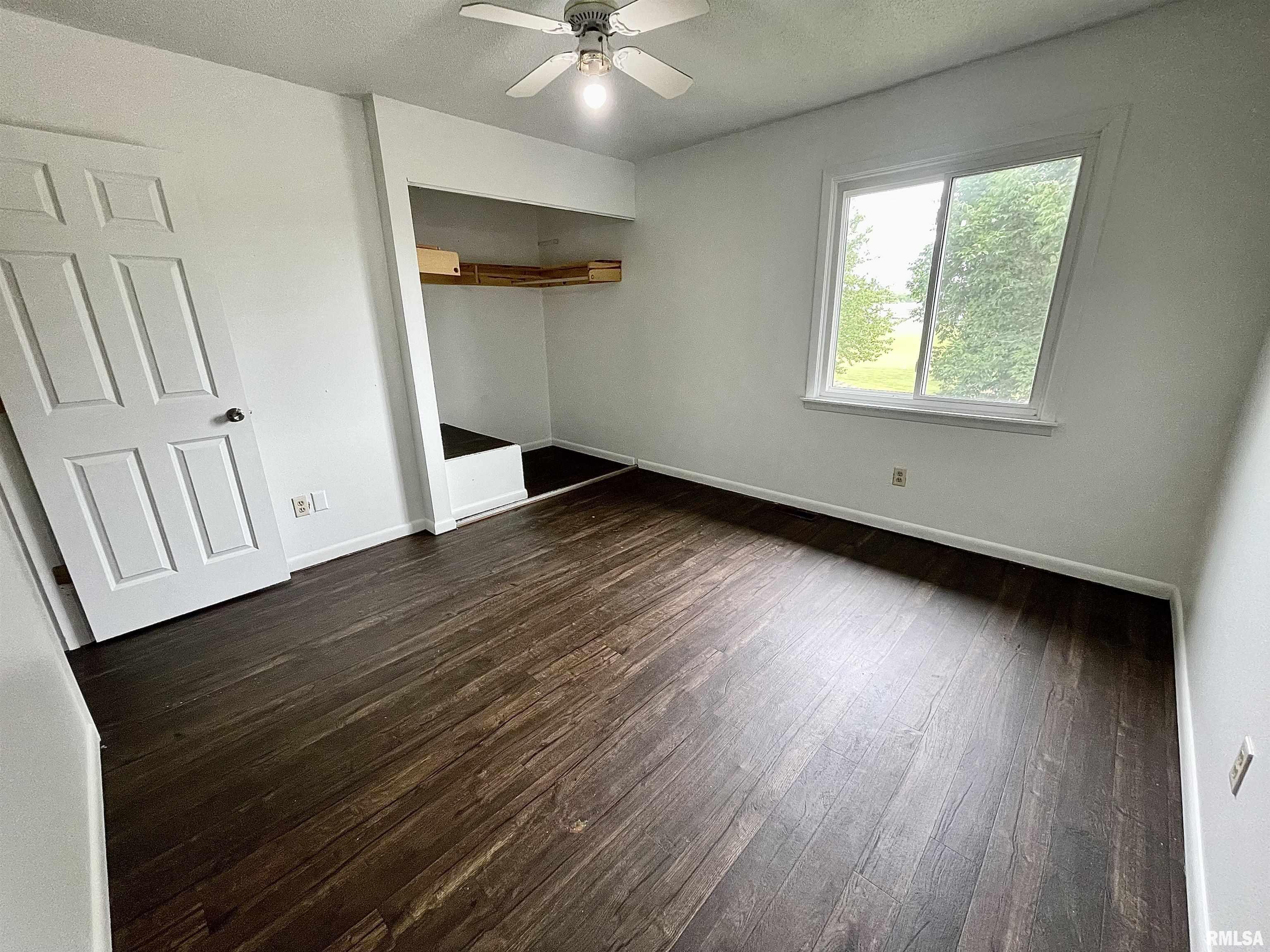 15 Cedar Drive Macomb, IL 61455 - Photo 19 of 27