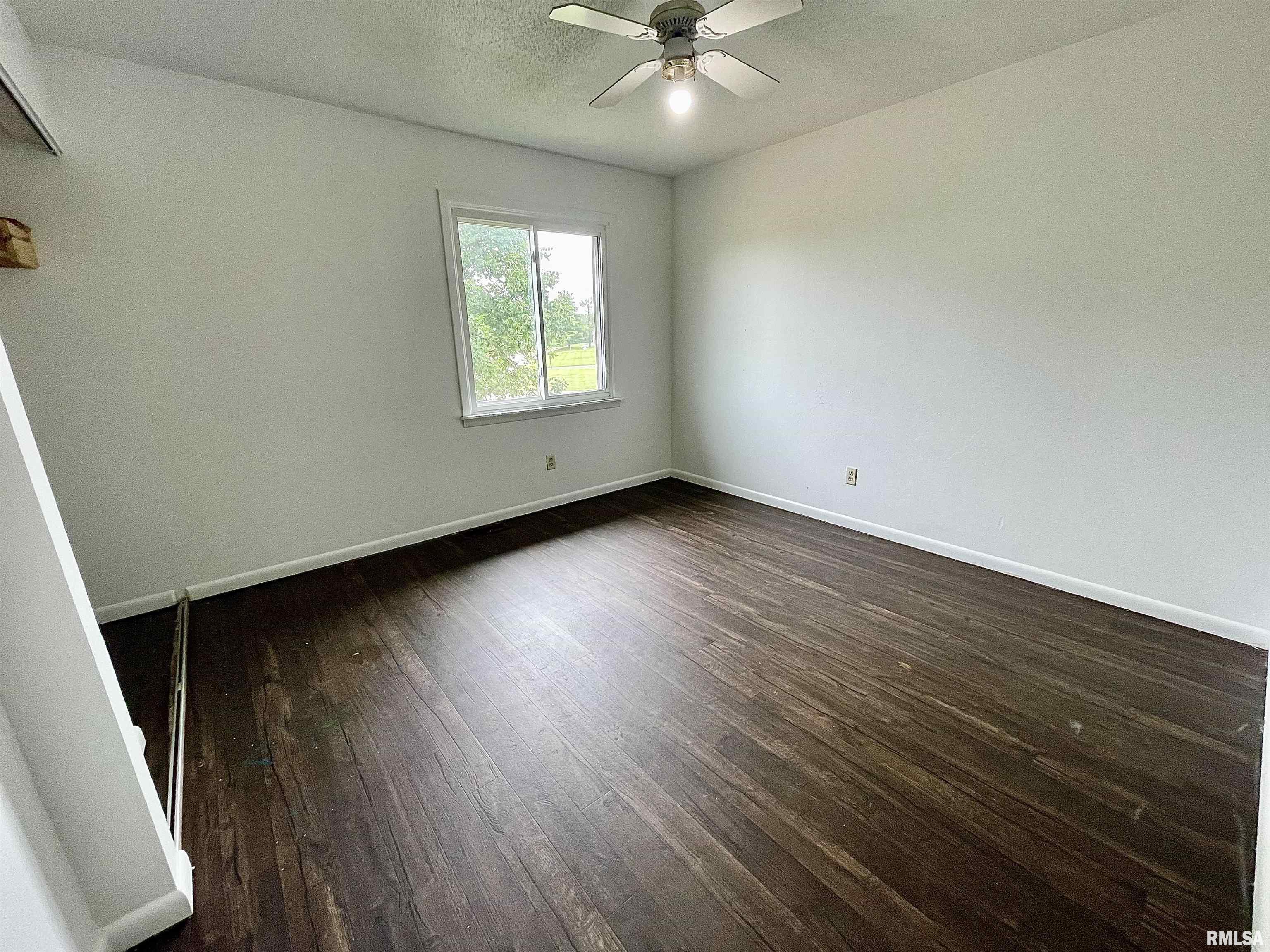 15 Cedar Drive Macomb, IL 61455 - Photo 20 of 27