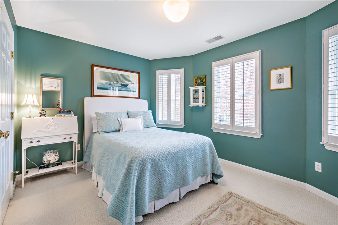 163 Wickford Point Road North Kingstown, RI 02852 - Photo 32 of 40 Gallery Image 32