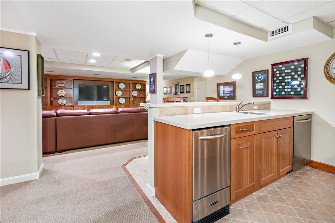 163 Wickford Point Road North Kingstown, RI 02852 - Photo 34 of 40 Gallery Image 34