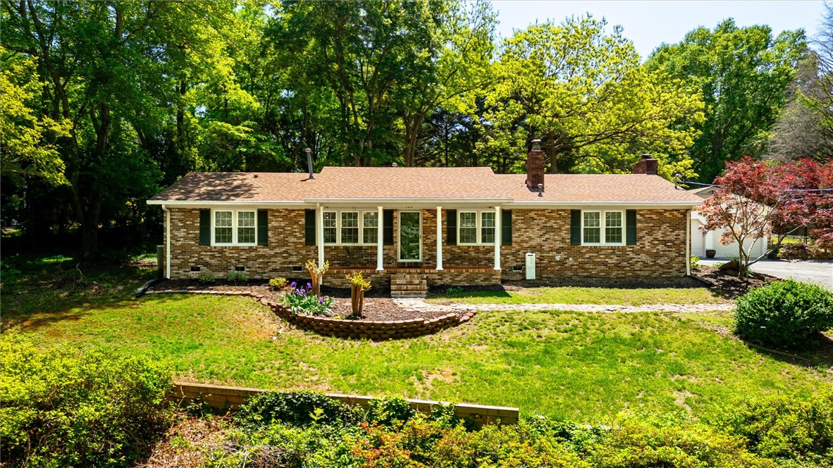 133 Cherokee Road Easley, SC 29642 - Photo 3 of 37