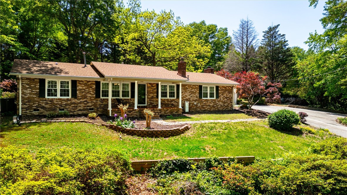 133 Cherokee Road Easley, SC 29642 - Photo 4 of 37