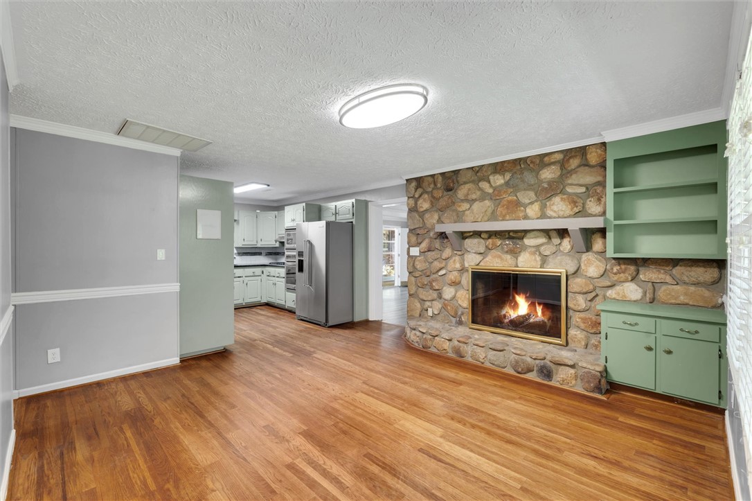 133 Cherokee Road Easley, SC 29642 - Photo 9 of 37