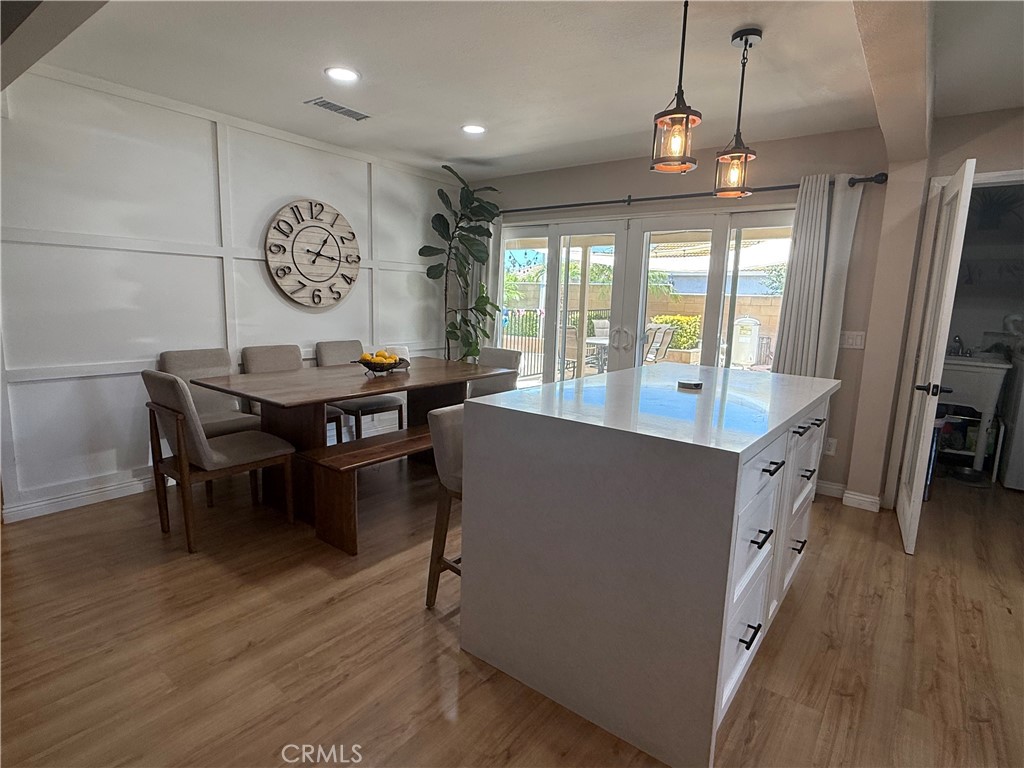 3165 Weatherby Drive Riverside, CA 92503 - Photo 4 of 30 Dining & Island