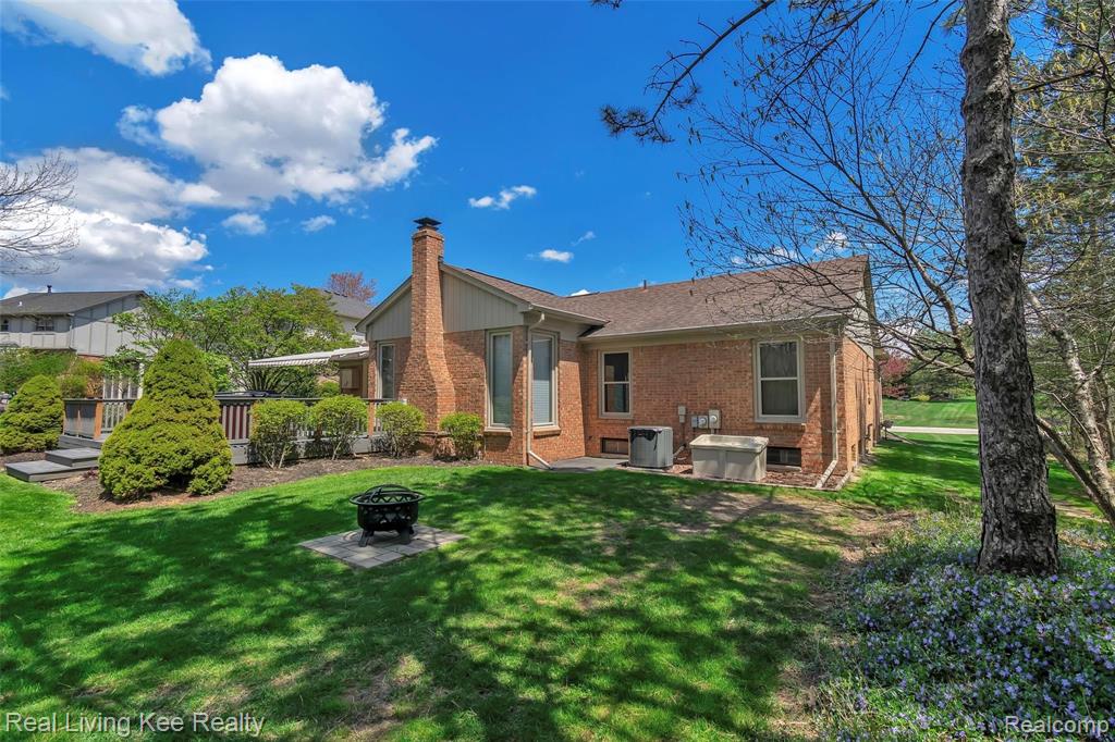 3223 Edmunton Drive Rochester Hills, MI 48306 - Photo 49 of 56