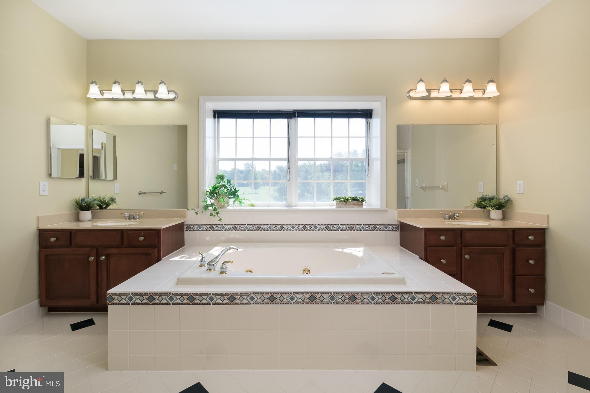 128 Van Zandt Road Skillman, NJ 08558 - Photo 22 of 38 Gallery Image 22