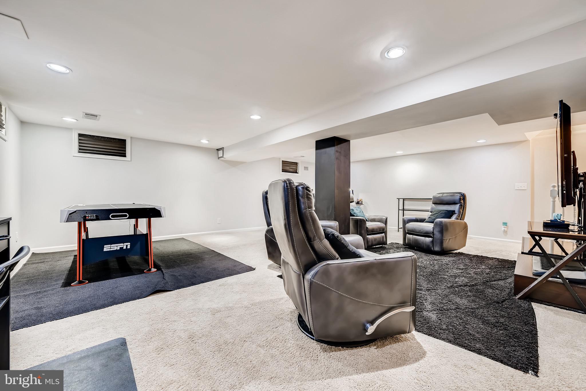 6207 Norvo Road Baltimore, MD 21207 - Photo 8 of 15