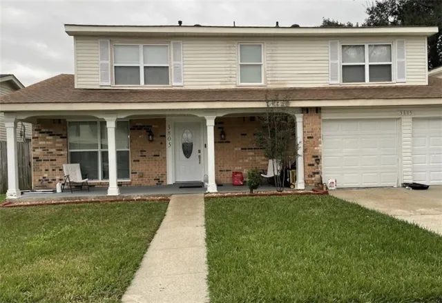 $2,400 | 3805 North Deerwood Drive, Harvey, LA 70058