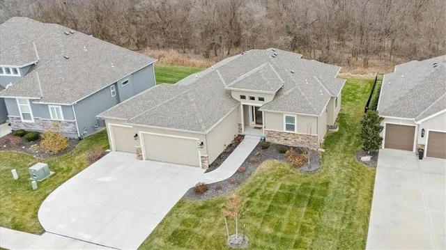 $645,000 | 14462 Aurora Lane, Basehor, KS 66007