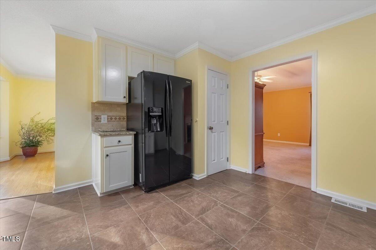 620 Trunecek Circle Raleigh, NC 27603 - Photo 9 of 53 12-aINT_007