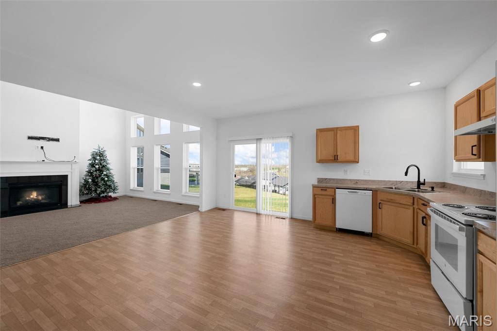 7475 Shadow Point Drive St. Louis, MO 63129 - Photo 16 of 56