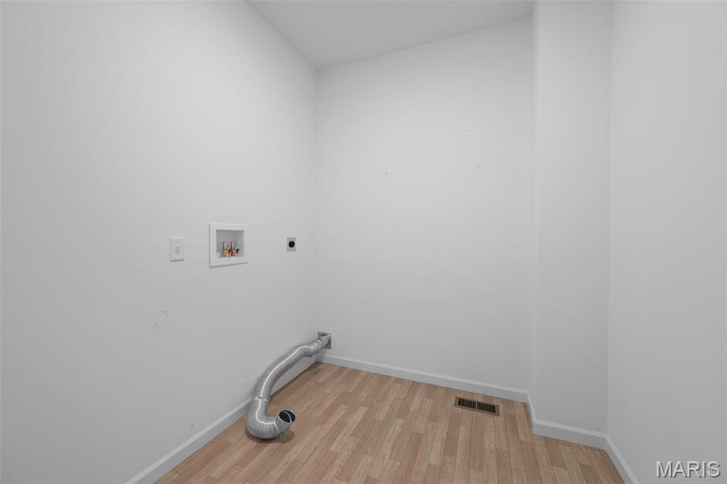 7475 Shadow Point Drive St. Louis, MO 63129 - Photo 18 of 56