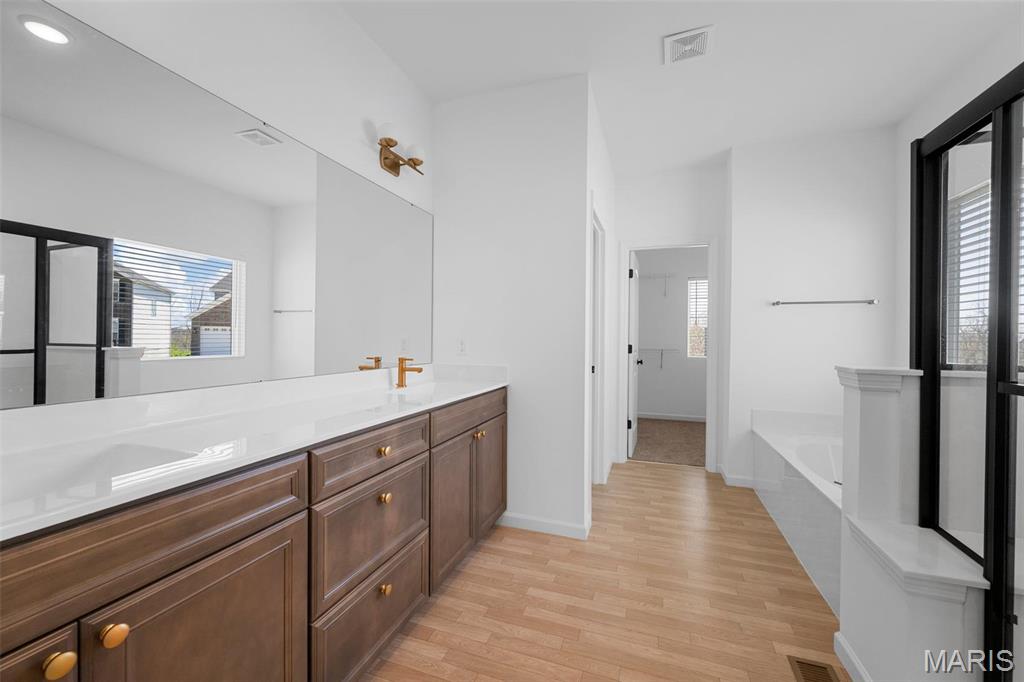 7475 Shadow Point Drive St. Louis, MO 63129 - Photo 24 of 56