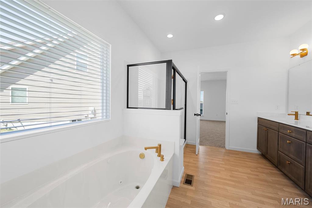 7475 Shadow Point Drive St. Louis, MO 63129 - Photo 25 of 56