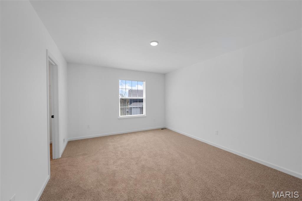 7475 Shadow Point Drive St. Louis, MO 63129 - Photo 33 of 56