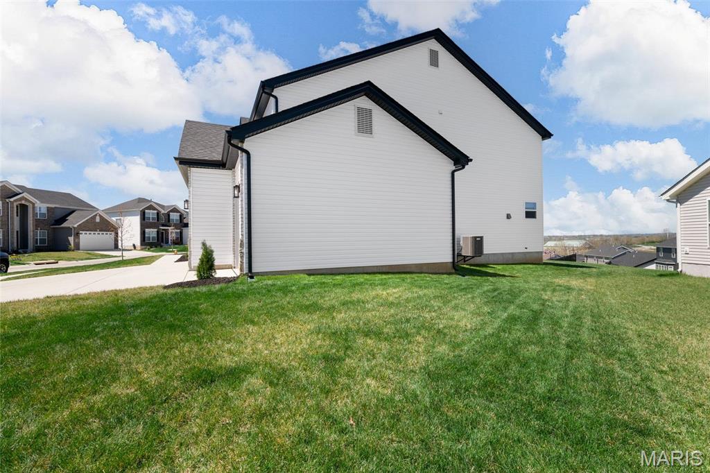 7475 Shadow Point Drive St. Louis, MO 63129 - Photo 53 of 56