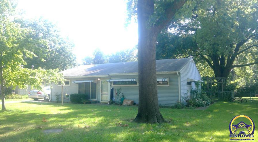 1934 Southwest Edgewater Terrace Topeka, KS 66604 - Photo 1 of 1